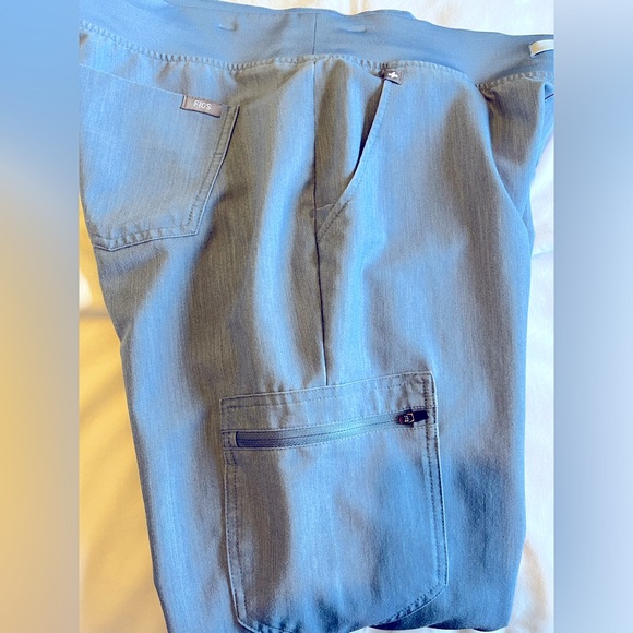 FIGS Zamora Jogger Scrub Pants Ceil Blue Women Medium - Picture 10 of 15